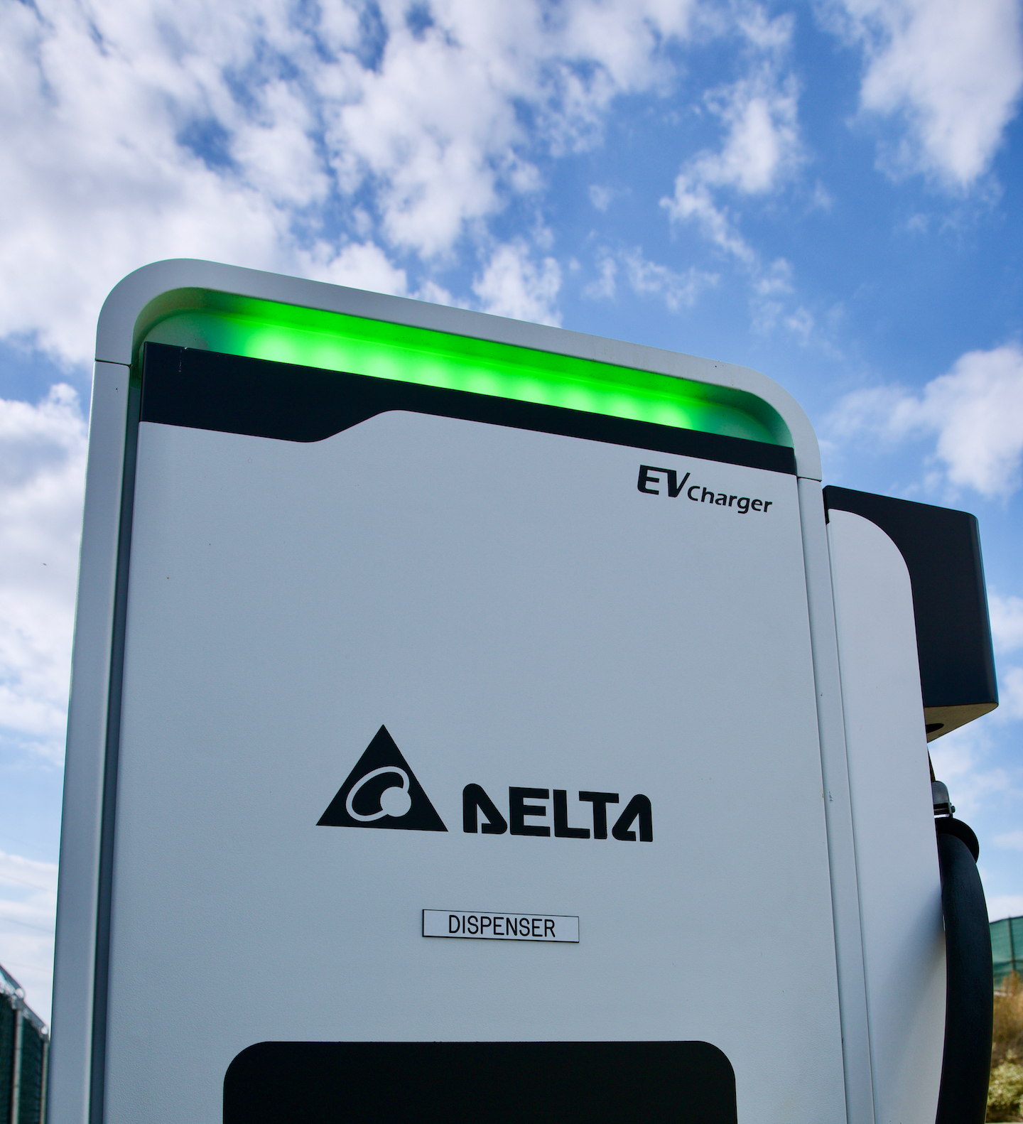 Delta Demonstrates 400kW Solid State Transformer-based Extreme Fast EV Charger to Partners GM, DTE Energy, NextEnergy, Virginia Tech's CPES, American Center for Mobility and U.S. DOE