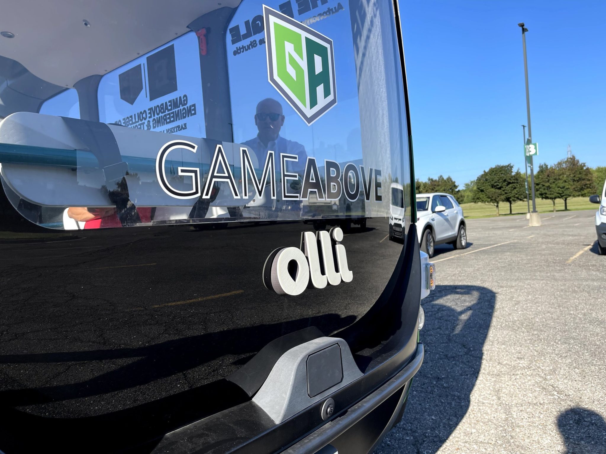 GameAbove College of Engineering and Technology Kicks off School Year by Unveiling Autonomous Shuttles and Signing Lease Agreement with American Center for Mobility